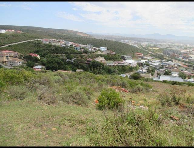 LAND FOR SALE IN MOSSEL BAY EXT 26